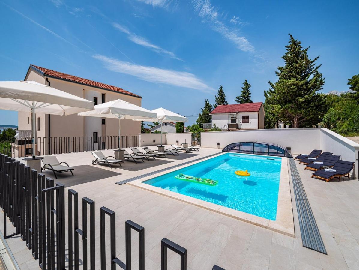 Apartments Prkacin Starigrad Paklenica Exterior photo