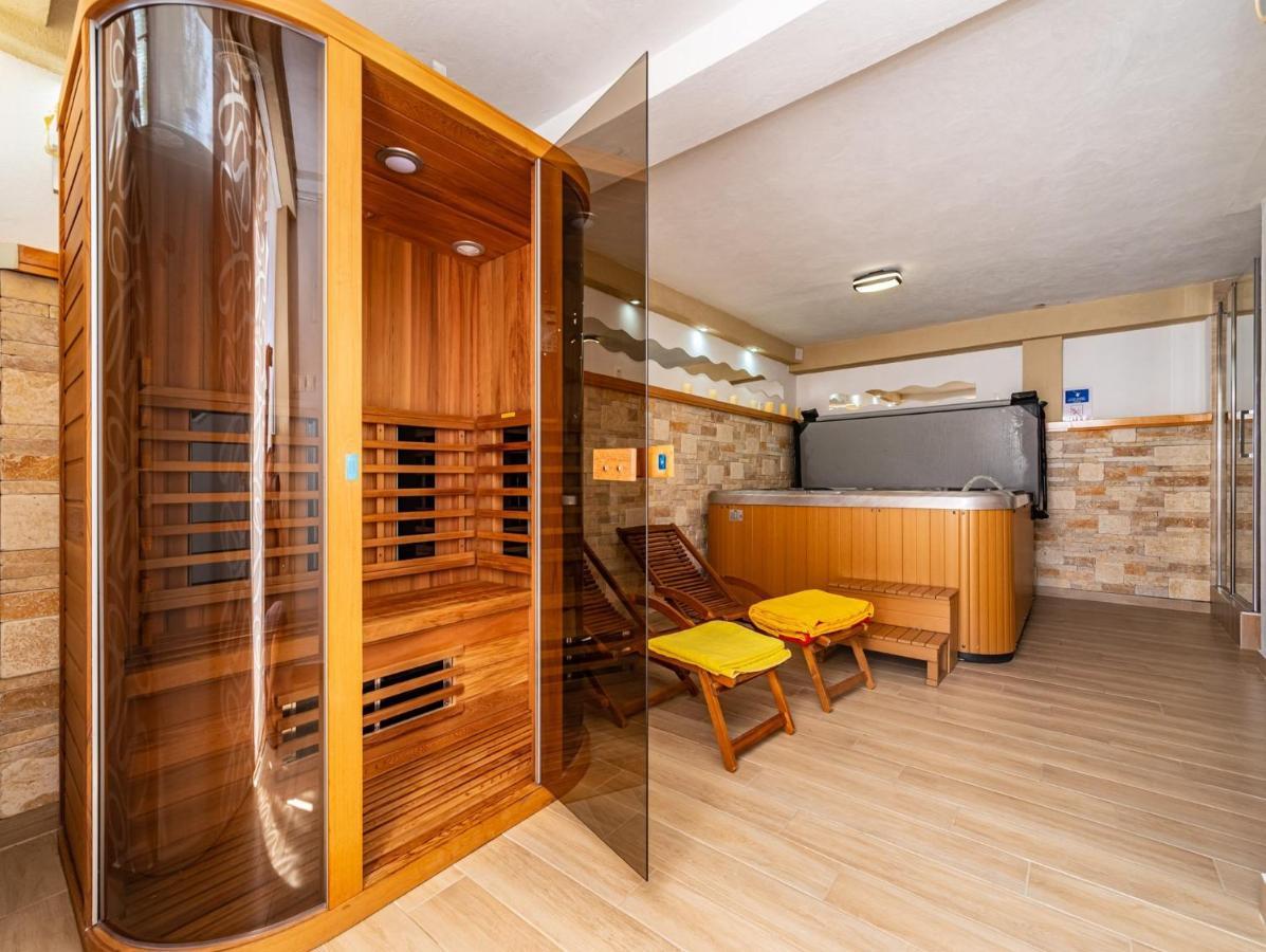 Apartments Prkacin Starigrad Paklenica Exterior photo