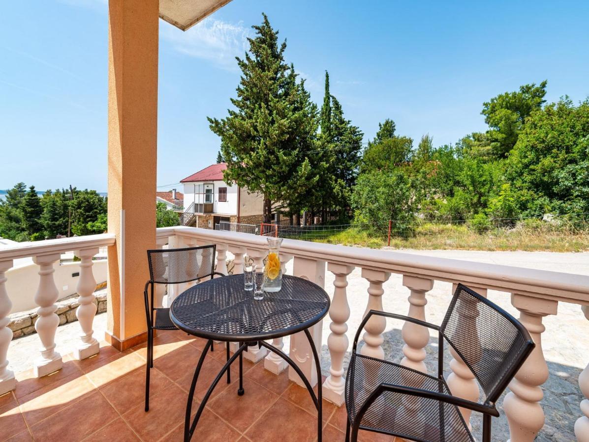 Apartments Prkacin Starigrad Paklenica Exterior photo