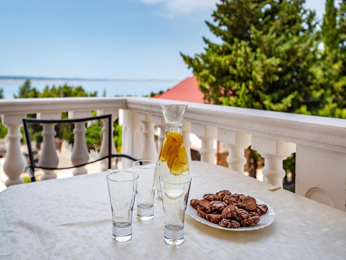 Apartments Prkacin Starigrad Paklenica Exterior photo