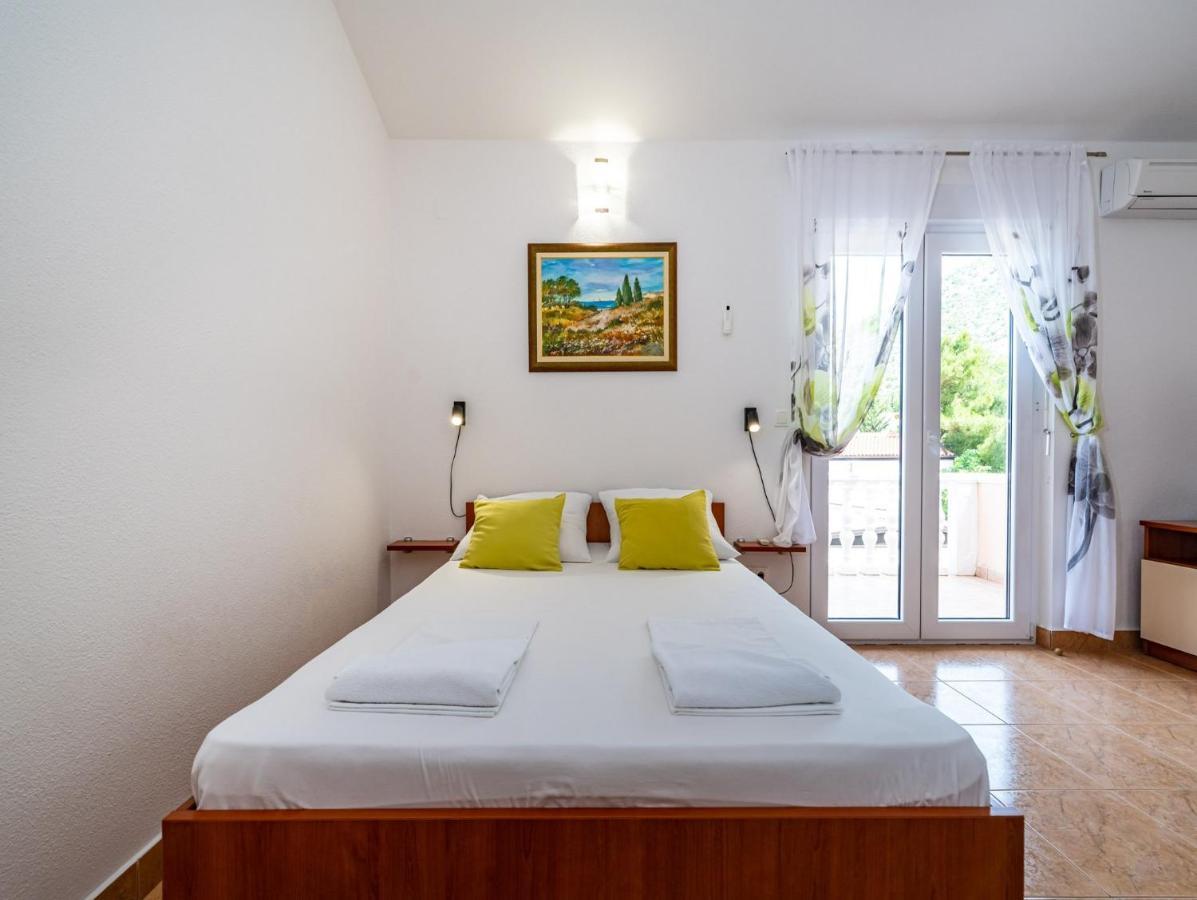 Apartments Prkacin Starigrad Paklenica Exterior photo
