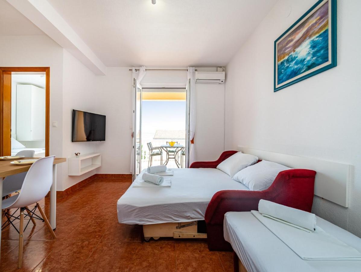 Apartments Prkacin Starigrad Paklenica Exterior photo