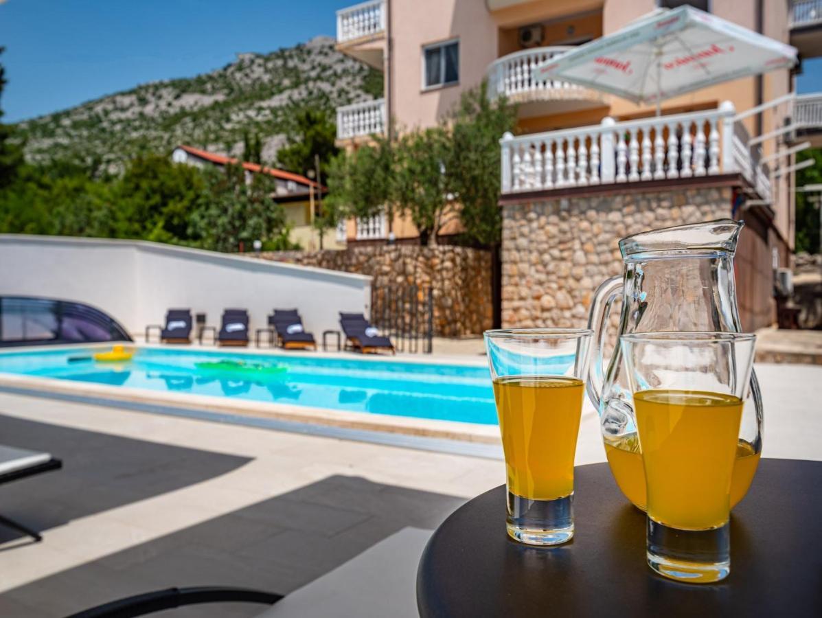 Apartments Prkacin Starigrad Paklenica Exterior photo